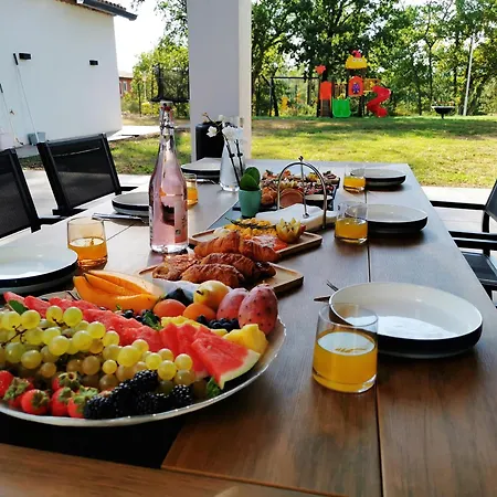 La Brise Provencale Homestay