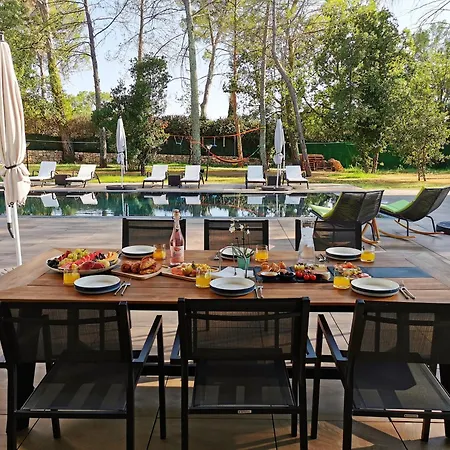 La Brise Provencale Homestay Saint-Paul-en-Foret