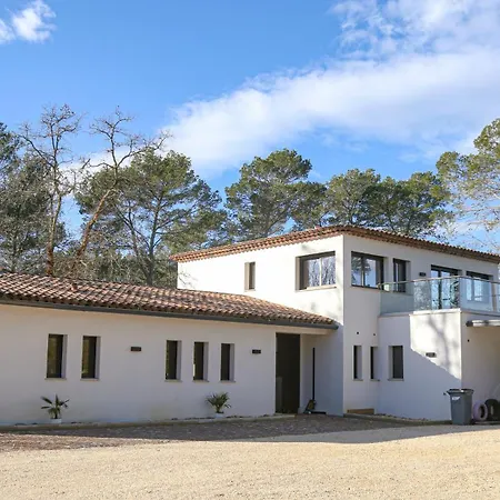 La Brise Provencale Homestay